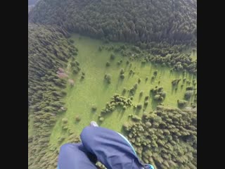 Tricky landing after skydive