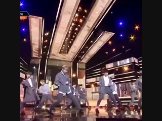 He is literally the most charming, most adorable, most expressive and amazing bo ( 720 x 720 ) mp4