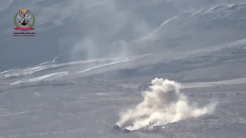 قوات الجيش تخوض معارك عنيفة ضد المليشيات الإنقلابية في جبهة نهم شرق صنعاء