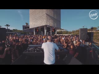 Lee burridge @ bali