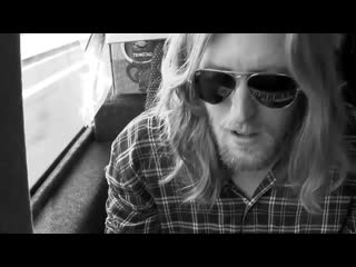 I am arrows 50 feet high