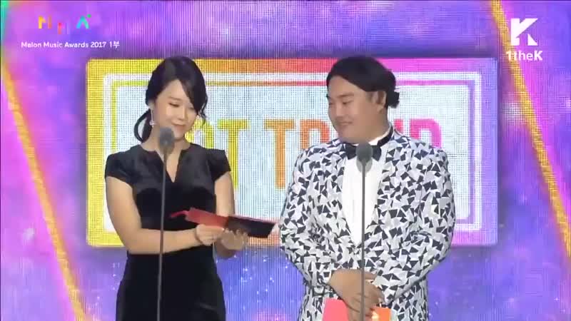 Bts (방탄소년단) suga & suran hot trend award speech + bts mp4