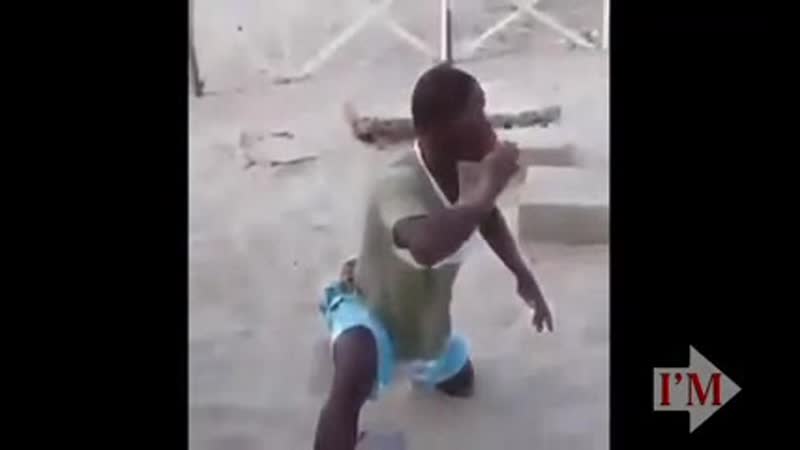 Там, возможно, бесплатная медицина, поэтому немытый подножный корм кушают