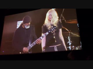 Tpornr momsen w/ soundgarden loud love (the forum)