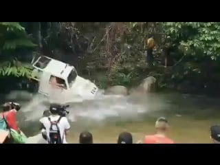 Rainforest challenge