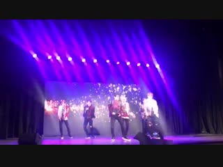 Watch korean group lucente perform at sophia college auditorium @lucente noga @koreanupdates @koremb india @serietv46