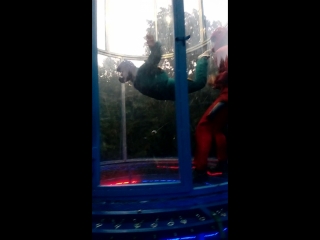 Девушка полетела с 3 сета!)