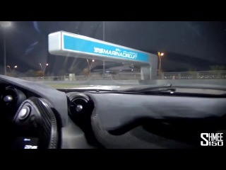 Mclaren p1 оттягивается в яс марине