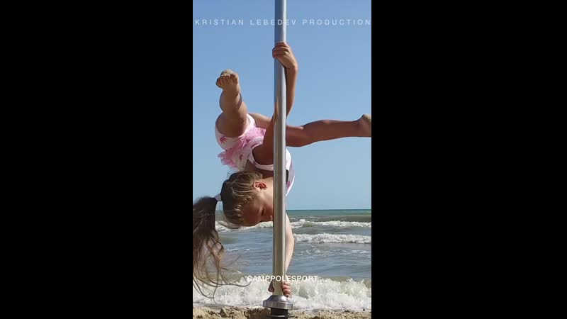 Pole porn video – Занятия на пляже молодые лагерь pole sport porn воздушная гимнастика