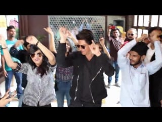 Shahrukh khan grooving with rj deevanganaa (jaipur)