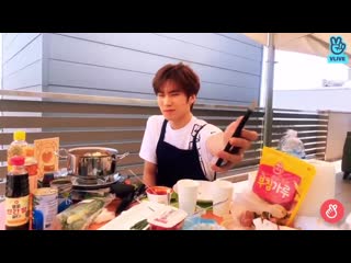 190522 rocky (astro) called chani (sf9) on vlive