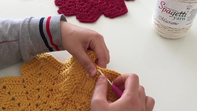 Часть 2 tığ i̇şi örgü yaprak supla paspas yapımı part 2