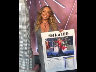 Mariah carey celebrated the 25 year anniversary of “all i want for christmas is you”