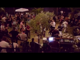 Open air tango in berlin in der strandbar mitte an der museumsinsel