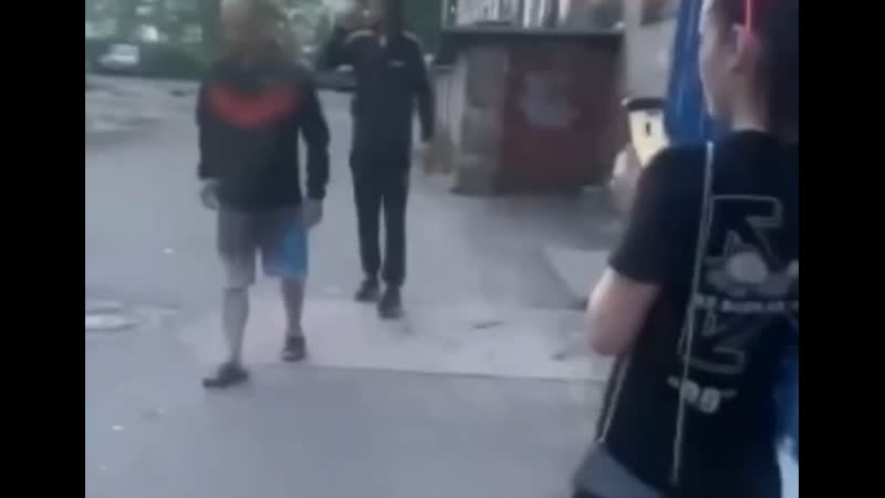 Коряжма, раздела и избила мужчину в присутствии детей