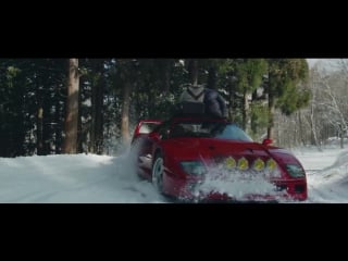 Drifting a ferrari f40 in snow up to base camp (4k!)