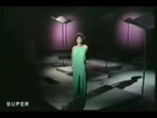 Shirley bassey can't take my eyes off you