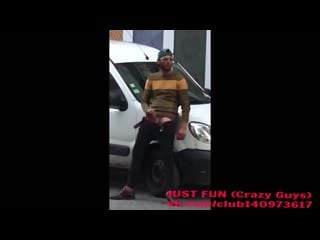 2 paris public wanker france caught член хуй дроч cock penis wank jerk exhibitionist
