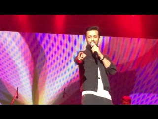 Atif aslam "hoor" live in concert at de montford hall leicester 6/05/2017