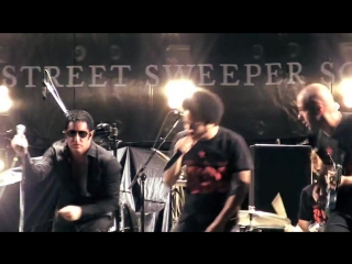 Street sweeper sc w trent reznor kick out the jams live [hd]