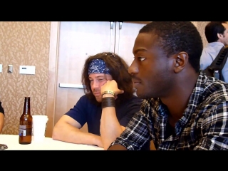 Sdcc 2010 leverage christian kane and aldis hodge (short interview)