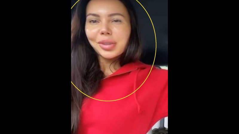 В сети появилось фото оксаны самойловой без фильтров, где у неё лицо совсем другого человека