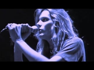 Skid row in a darkened room (1991)