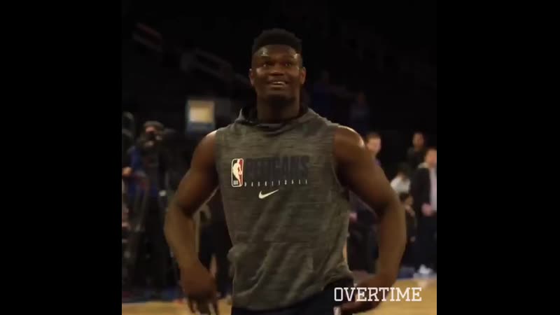 Зайон уильямсон на разминке олотил сверху с переводом мяча между ног