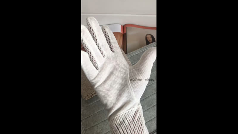 Белые перчатки-митенки в мелкую сеточку, OS(42-46р)