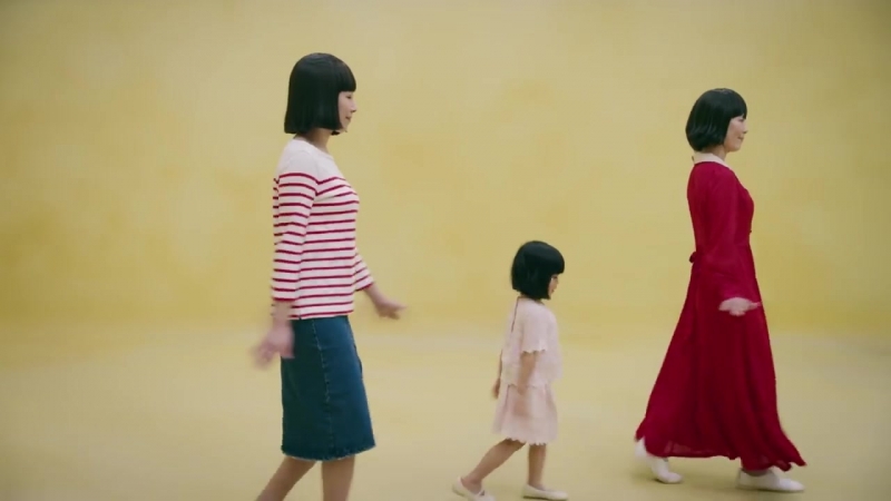 72 японки разных возрастов сыграли путь женщины от рождения до старости