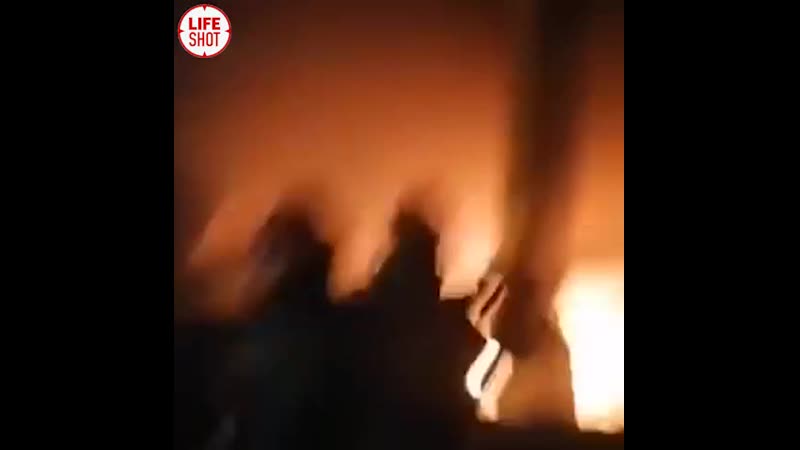 В бейруте опять взрыв на этот раз рванул топливный склад