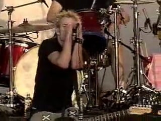 Sum41 @ pukkelpop 2003 part 1