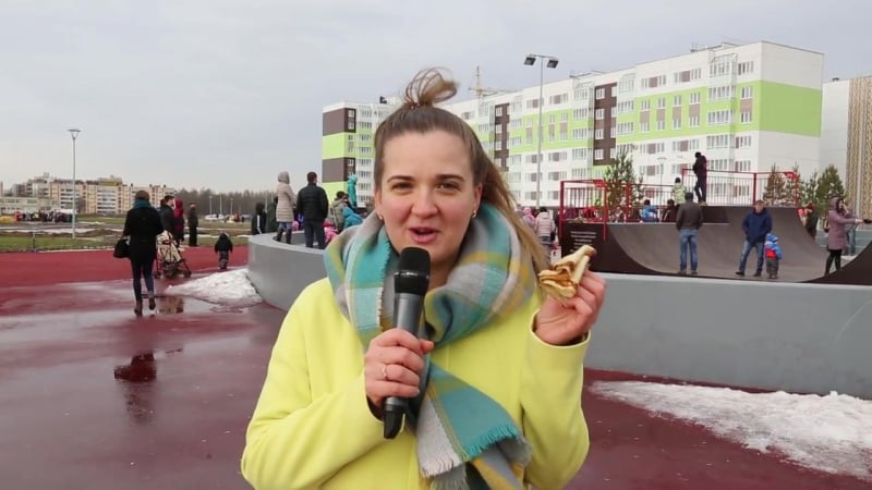 В янила кантри пекли блины и водили хороводы