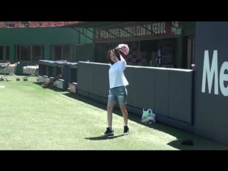 150913 t ara(티아라) hyomin (효민) pitching practice