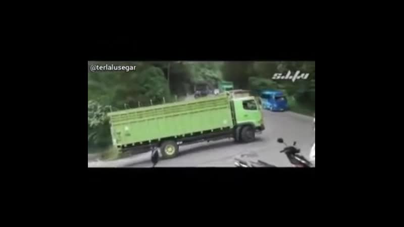 Танцы с грузовиком