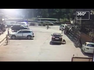 Трехлетний малыш попал под колеса lexus в улан удэ