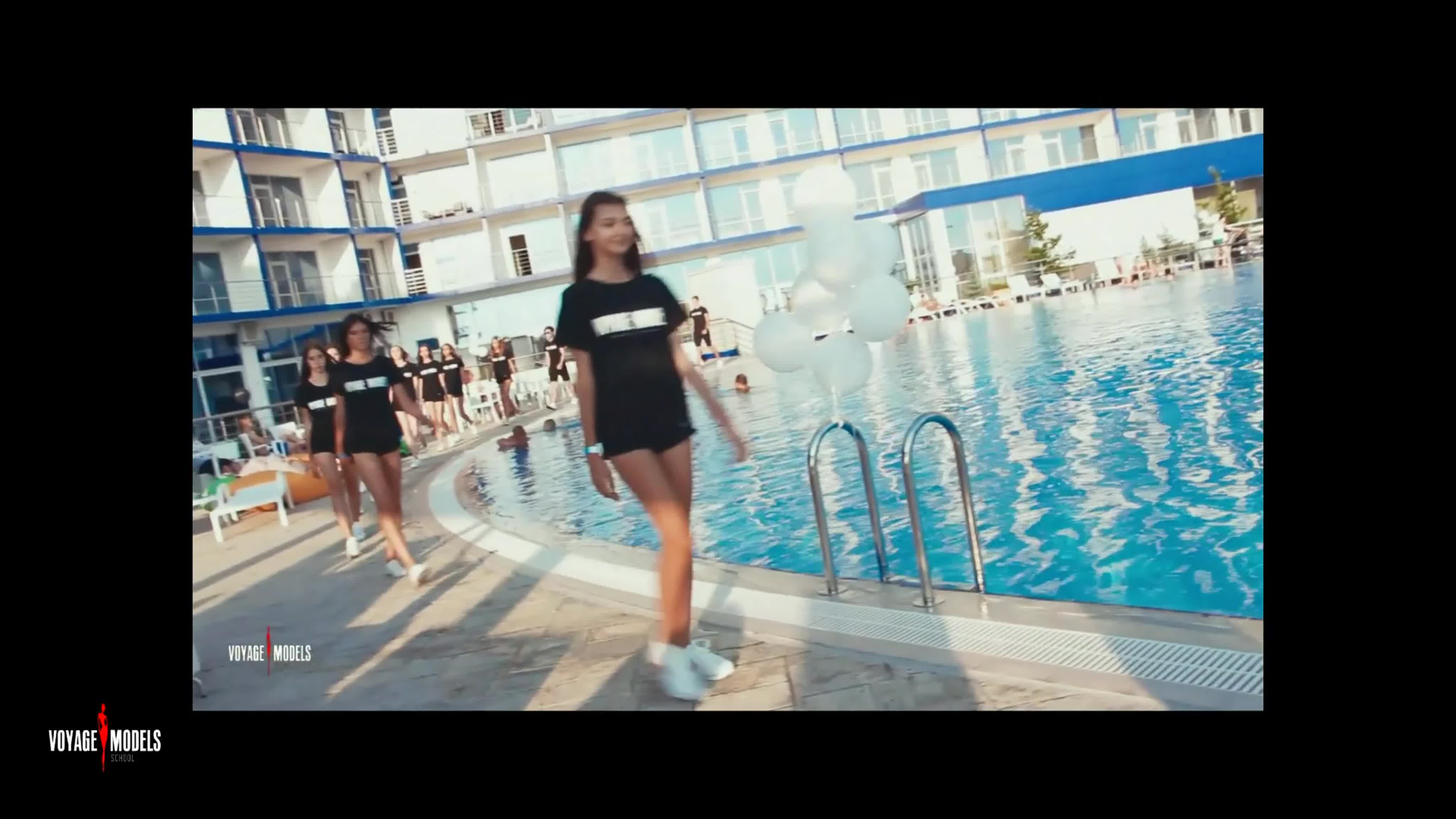 Voyage models summer! watch online