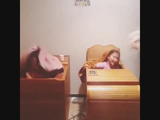 Throwback to twices jobless day where they can hang out in a sauna all day, using members as human whac a mole like its a normal