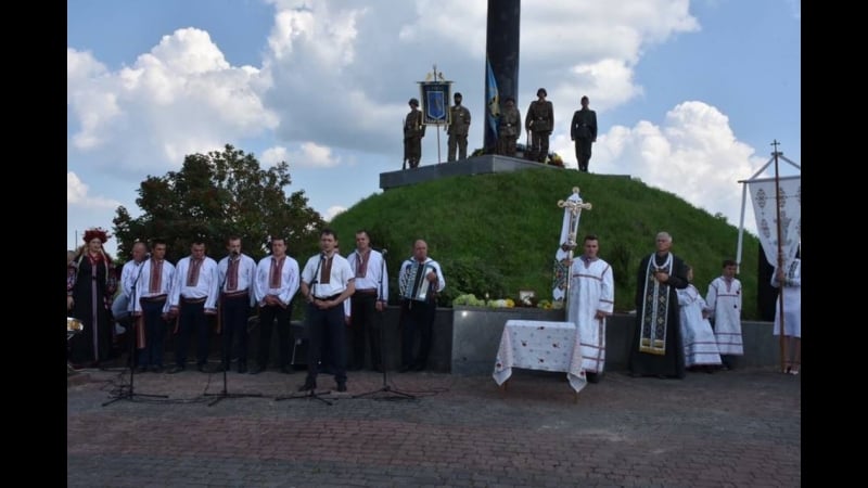 На львівщині вшанували пам’ять загиблих у «бродівському оточенні»