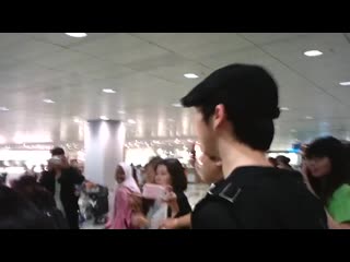 Kim hyung jun @ changi airport