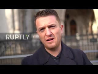 Uk tommy robinson in court after being sued by syrian schoolboy for libel