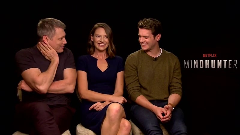 Anna torv ♡ jonathan groff and holt mccallany mindhunter netflix (deco drive interview)