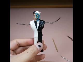 Two face (batman tas) polymer clay tutorial