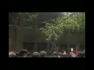 Protesters chanting in tehran