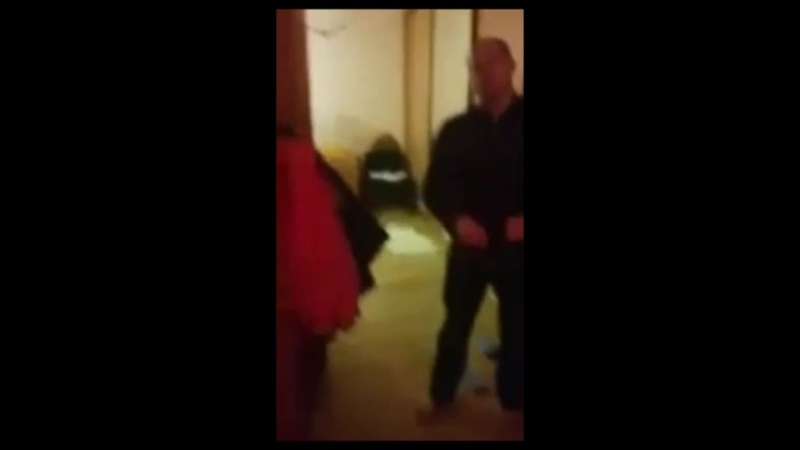 Муж поймал с поличным жену с её любовником 18