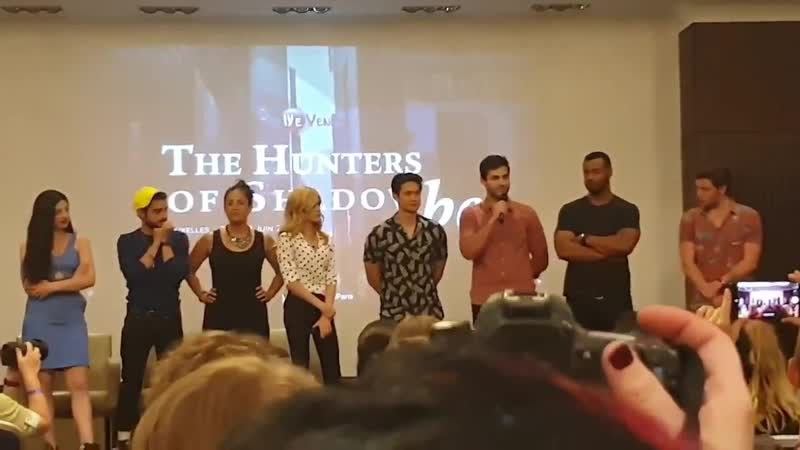 Vídeo do @domsherwood1 na thosbe 5 @xbytheangel