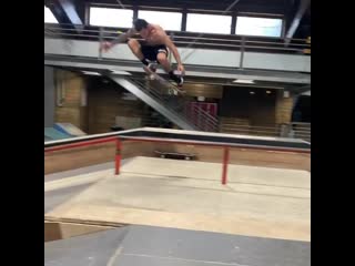 Aurelien giraud / lyon, france hard flip