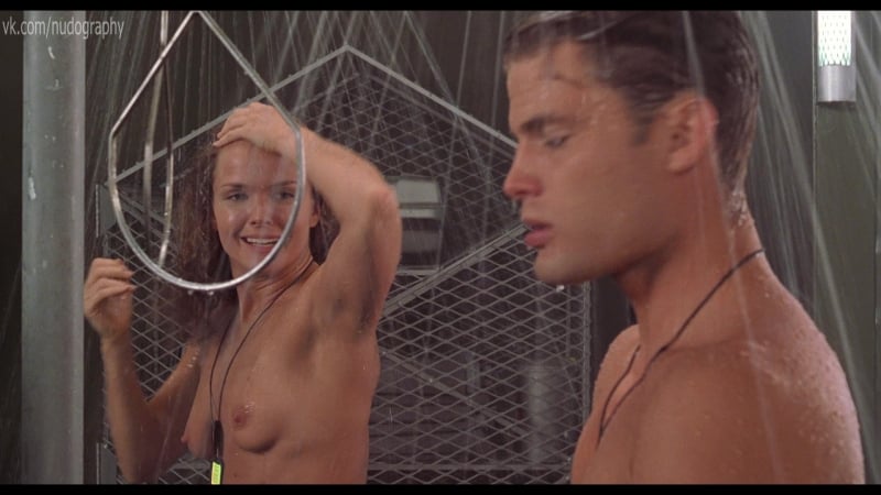 Блейк линдсли, тэми эдриан джордж, брук моралес, дина мейер голые "звездный десант" (starship troopers, 1997) 1080p