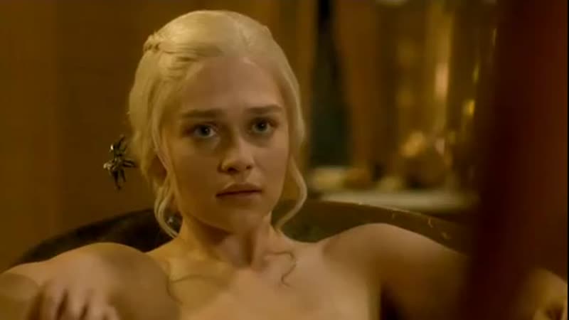 Порно видео с Emilia Clarke (Эмилия Кларк)