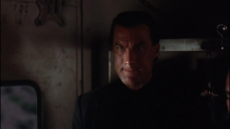 В осаде 2 темная территория (1995) hd захват 2